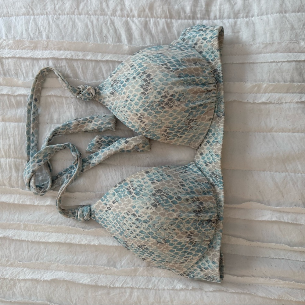 Mermaid/Snakeskin Target Bathing Suit Top Size 34B